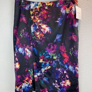 NWT Ellen Tracy Black Floral Skirt Size 10